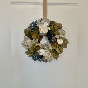 Whimsical Dried Flowers Mini Wreath